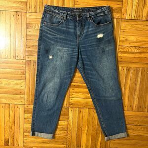 Abercrombie & Fitch Distressed Straight Leg Jeans Mid Wash